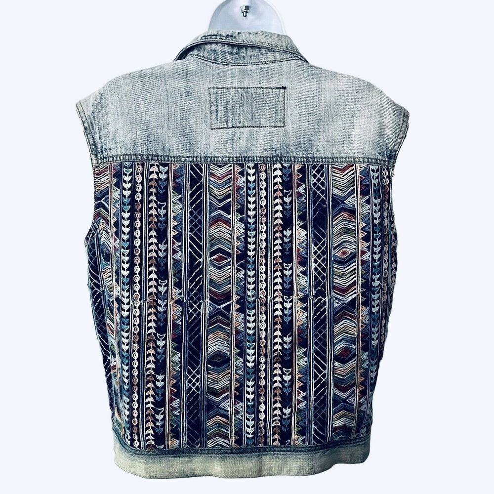 BAGATELLE Heritage Sz S Denim Vest Sleeveless Distressed Embroidered Bac… - Picture 6 of 10